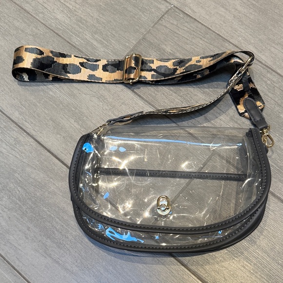 Handbags - Transparent Crossbody Bag with Leopard Strap